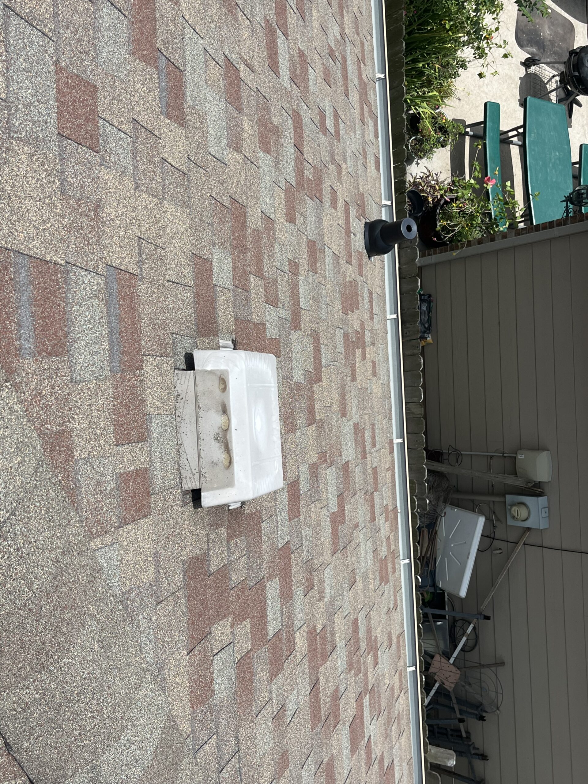 Roof damage inspection and roofing work in Richmond, Texas